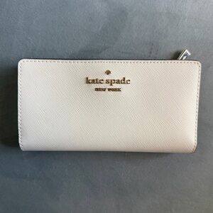 Kate Spade Large Slim Wallet -Parchment